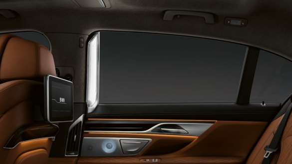 BMW 7 серии Седан: подсветка Ambient Light BMW 7 серии Седан: подсветка Ambient Light в интерьере