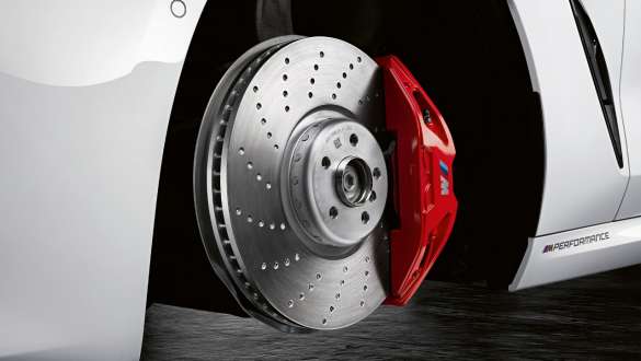 Тормозная система M Performance 19" из ассортимента аксессуаров M Performance на BMW 8 серии Gran Coupé G16 LCI Facelift (рестайлинг 2022 года)