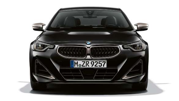 Дизайн передней части BMW M240i xDrive Coupe G42 2021 BMW M240i xDrive Coupe G42 2021 "Черный Сапфир металлик", дизайн передней части
