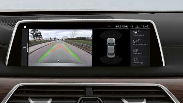 BMW M760Li xDrive Седан G11 G12 2019, ассистент парковки Plus BMW M760Li xDrive Седан G11 G12 2019, ассистент парковки Plus