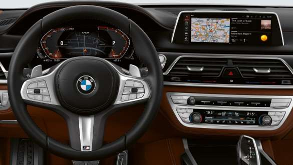 BMW Live Cockpit Professional BMW M760Li xDrive Седан, BMW Live Cockpit Professional