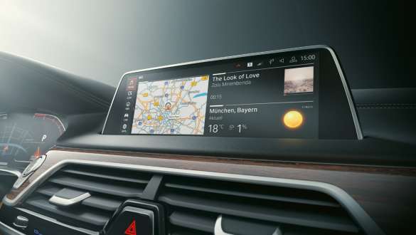 BMW M760Li xDrive Седан G11 G12 2019, операционная система BMW 7 BMW M760Li xDrive Седан G11 G12 2019, операционная система BMW 7