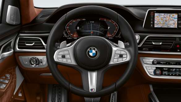 BMW M760Li xDrive Седан G11 G12 2019, кожаное рулевое колесо М BMW M760Li xDrive Седан G11 G12 2019, кожаное рулевое колесо М