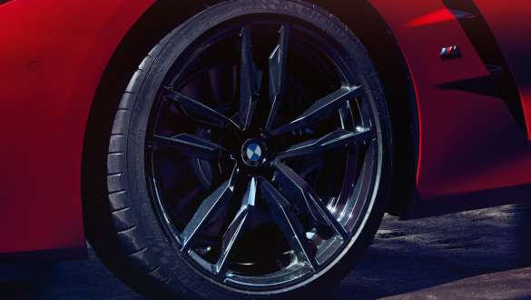 BMW Z4 Roadster (G29), тормозная система M Sport BMW Z4 Roadster (G29), тормозная система M Sport крупным планом
