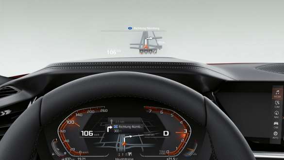 BMW Z4 Roadster (G29), кокпит Рулевое колесо, проекционный дисплей и центральный дисплей BMW Z4 Roadster (G29)