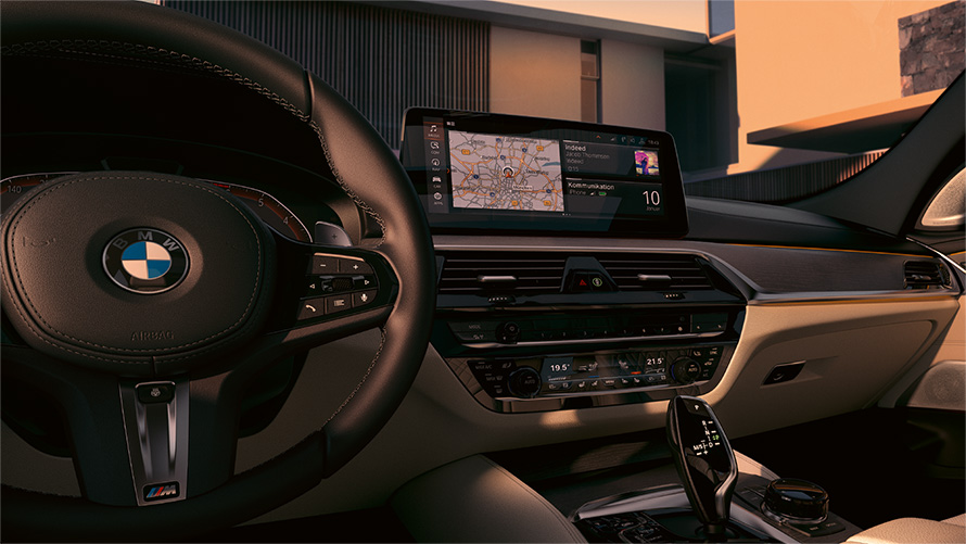 Кокпит BMW 6-й серии Gran Turismo 640i xDrive G32 2020 года, интерьер