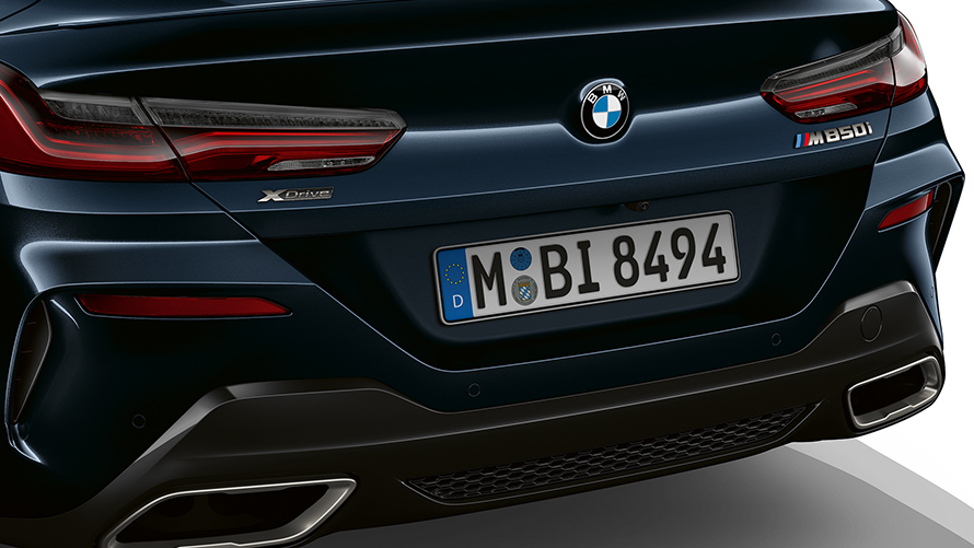 Вид сзади bmw