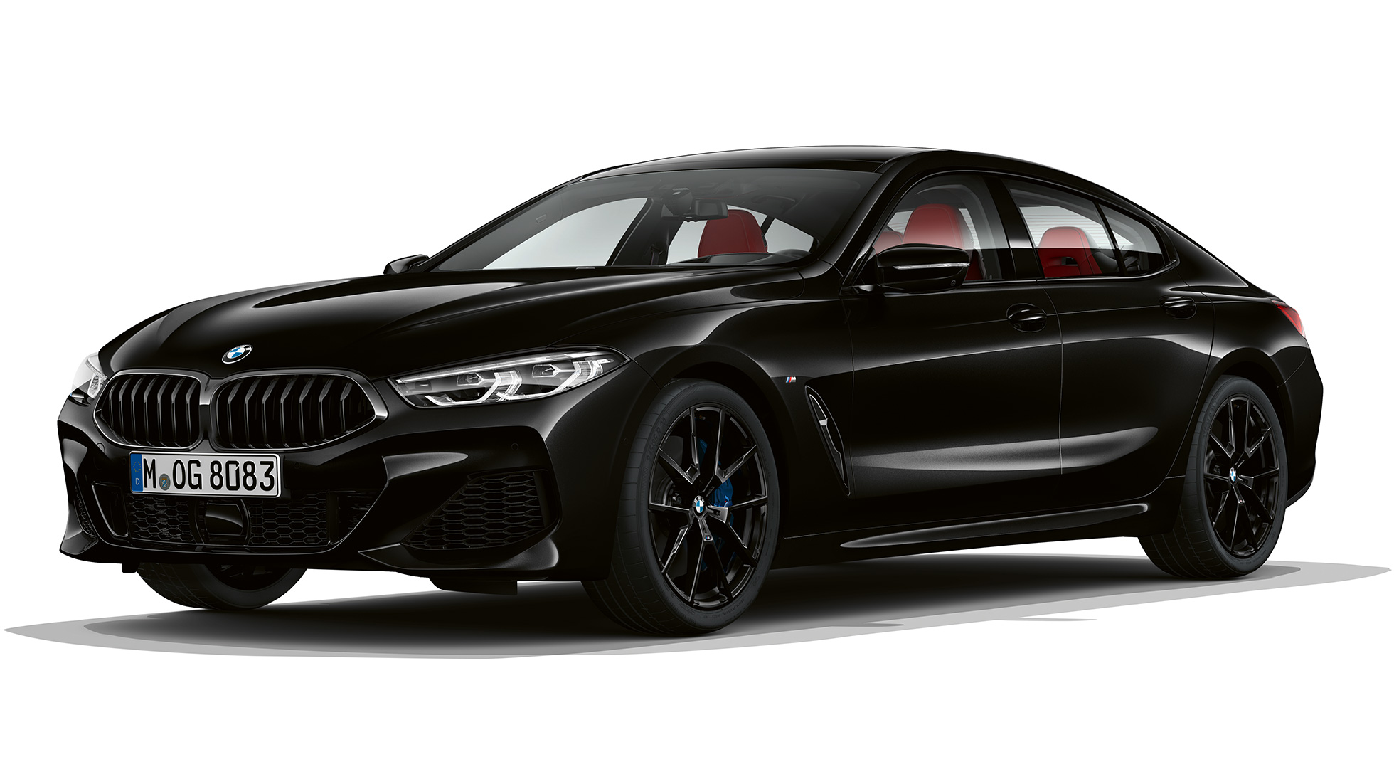 Пакет M Sport вид спереди с поворотом в три четверти BMW 8 серии Gran Coupé, пакет M Sport вид спереди с поворотом в три четверти