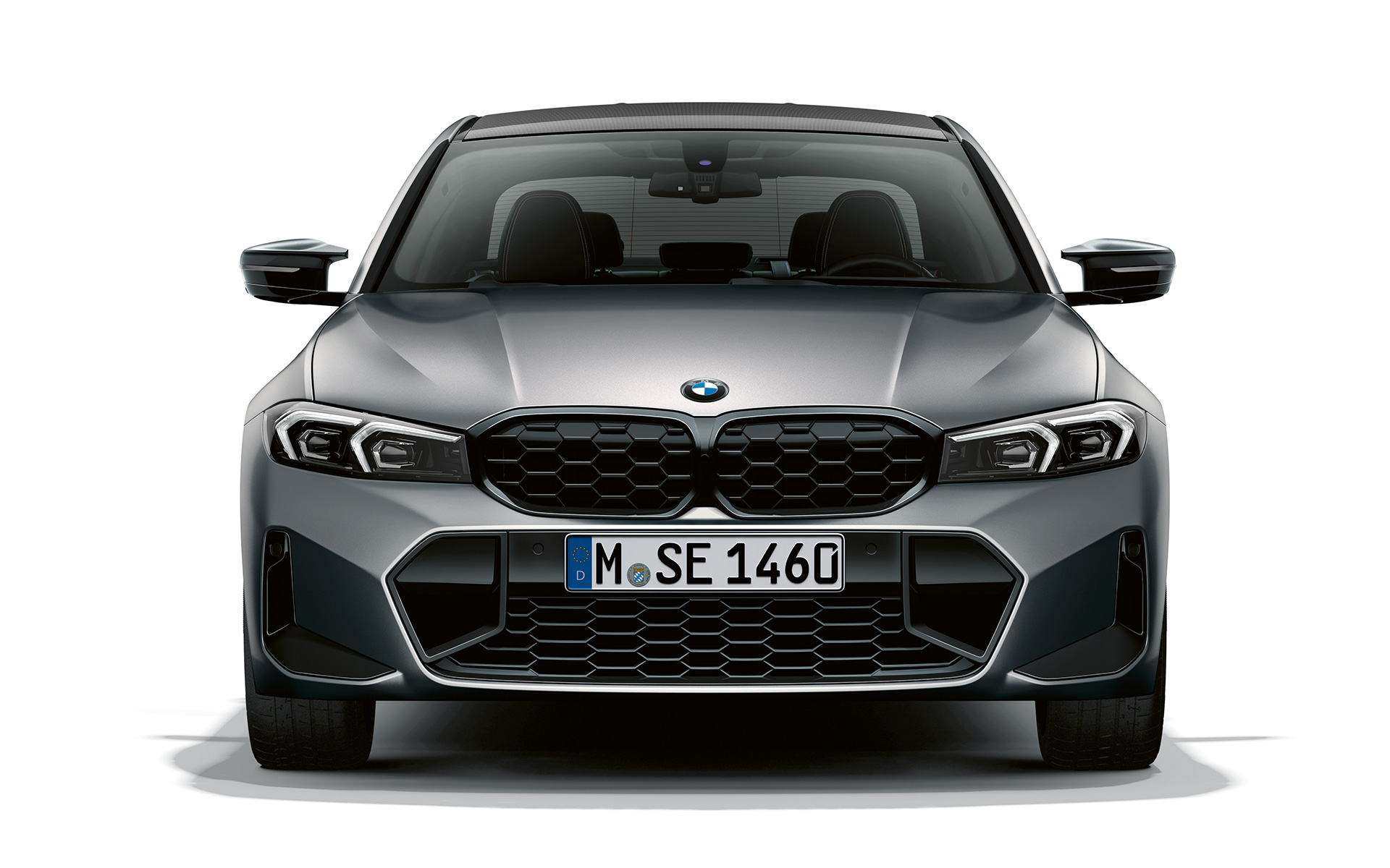 Вид спереди, двойная решетка радиатора BMW нового дизайна, BMW M340i xDrive G20 BMW M340i xDrive G20, "BMW Individual Морозный Чистый Серый металлик", вид сбоку с двойной решеткой радиатора BMW