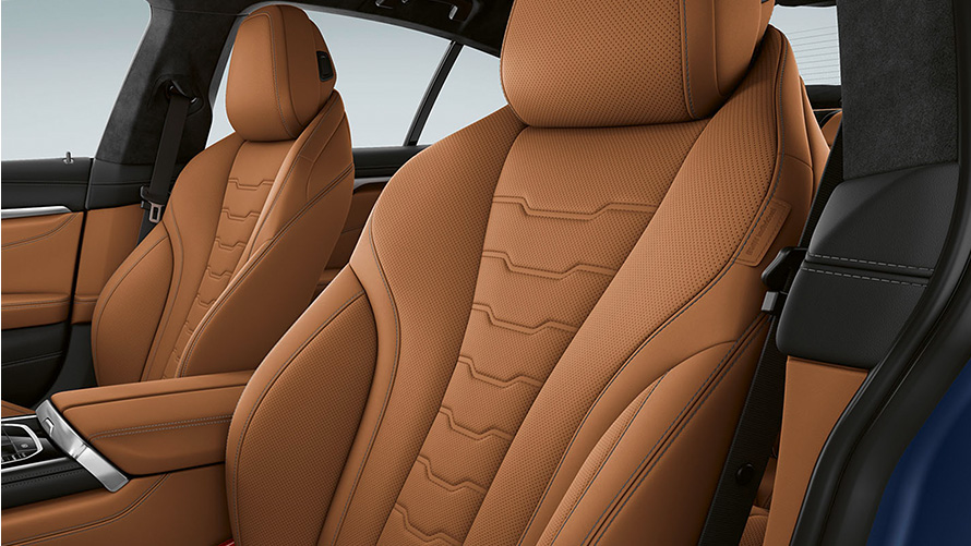 BMW M850i xDrive Gran Coupe G16 LCI Facelift 2022, салон, многофункциональные сиденья