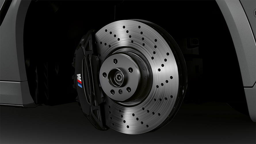 BMW X6 M Competition F96, 2023, составная тормозная система M с суппортами цвета "Глянцевый Красный"