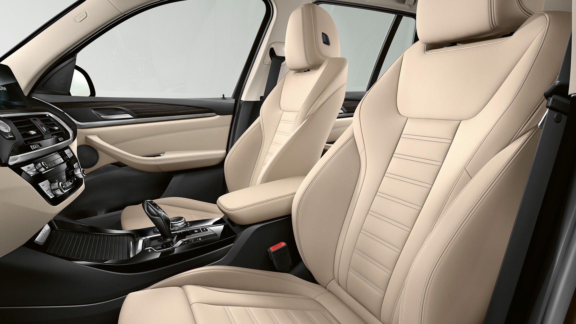 BMW X3 M40i, модель Luxury Line, салон BMW X3 M40i, модель Luxury Line, сиденья