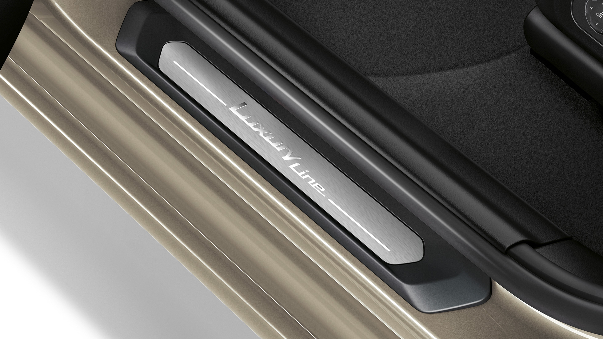 BMW X3 M40i, модель Luxury Line, отделка дверных порогов BMW X3 M40i, модель Luxury Line, отделка дверных порогов