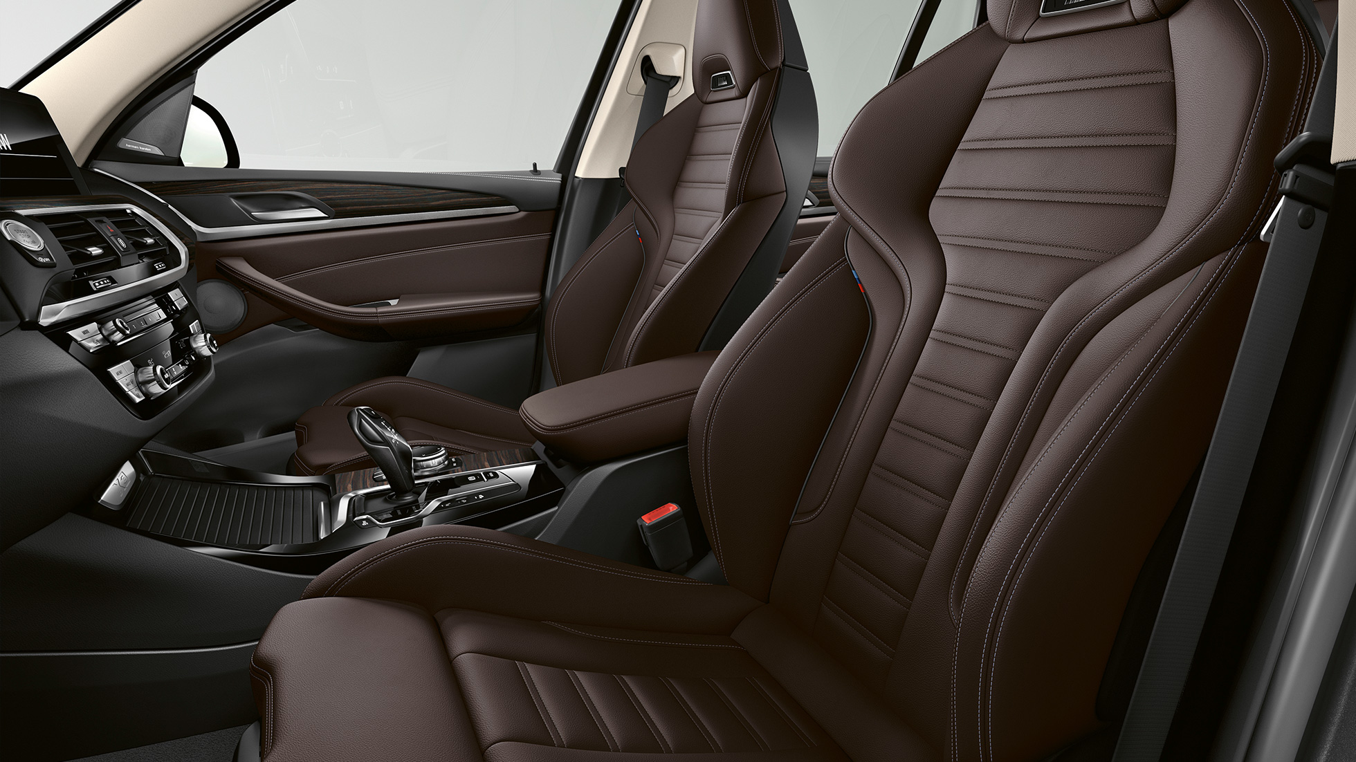 BMW X3 M40i, модель xLine, сиденья BMW X3 M40i, модель xLine, сиденья