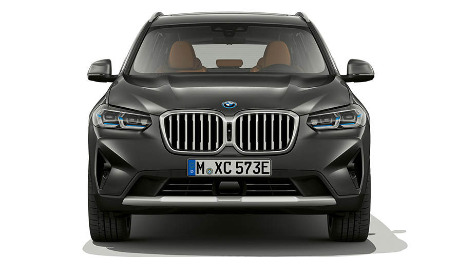 BMW X3 G01 "Серый Софисто", дизайн передней части, 2021 BMW X3 G01 "Серый Софисто", дизайн передней части крупным планом, 2021