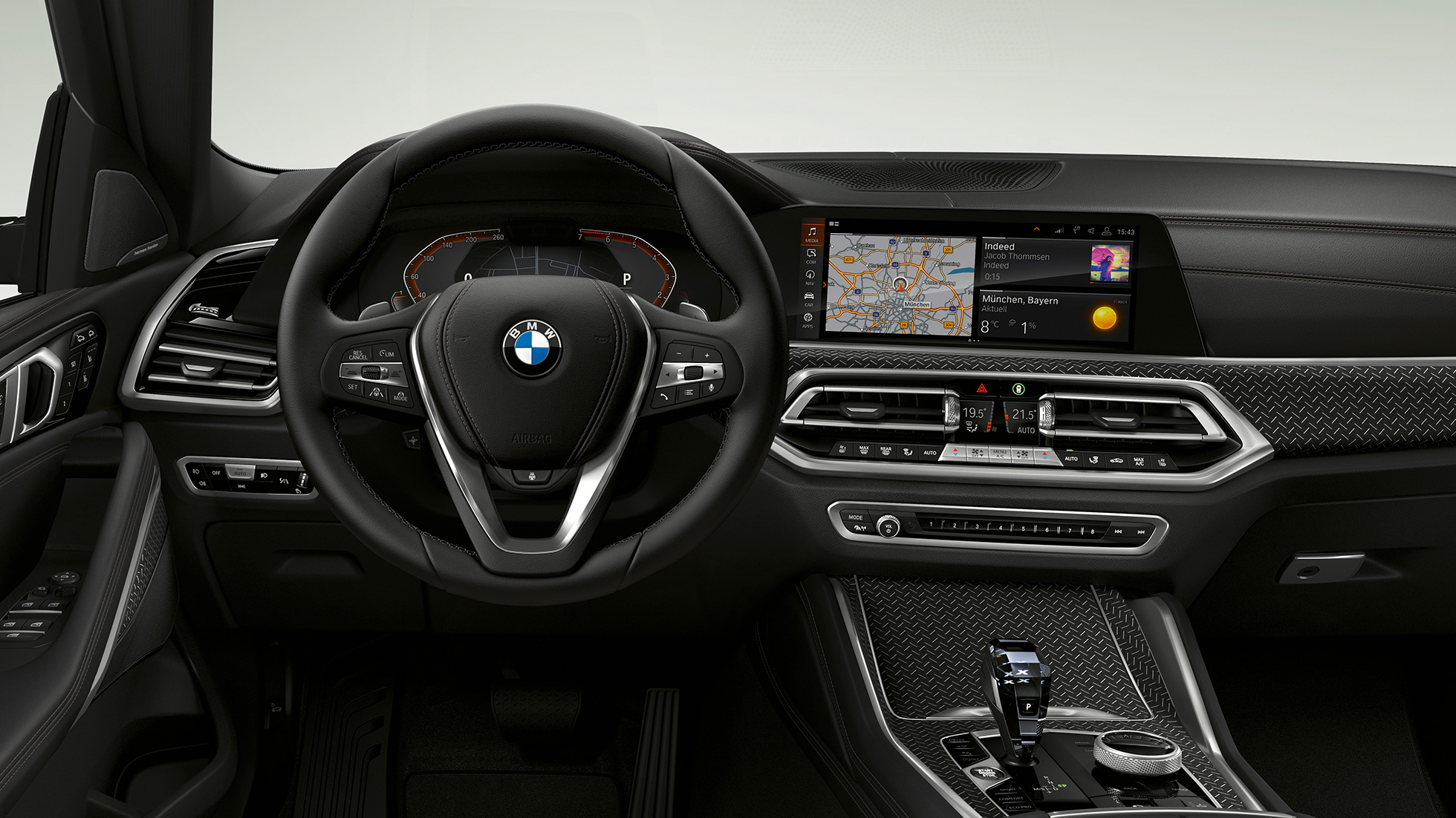 Салон BMW X6 с BMW xLine, кабина. Салон BMW X6 с BMW xLine с акцентом на кабину.