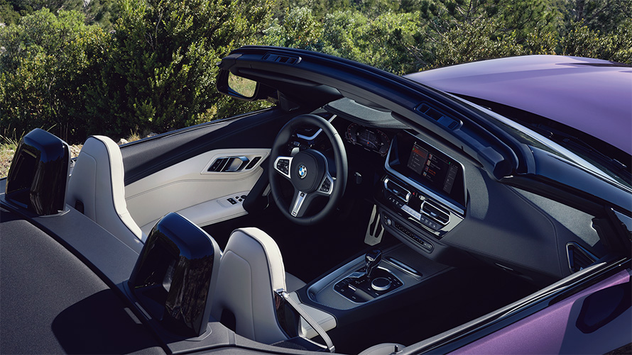 BMW Z4 G29 2022, передняя панель