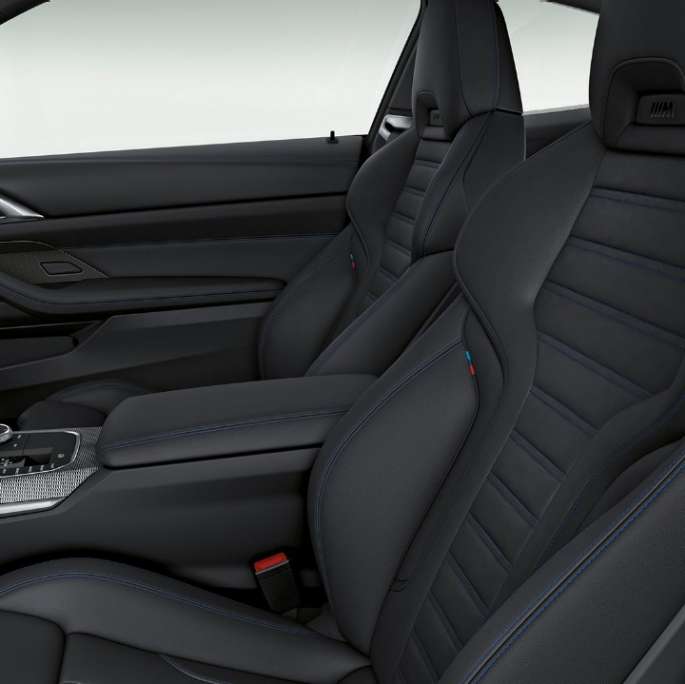 BMW 4 серии Coupe G22 2020 года с пакетом M Sport, интерьер, место водителя