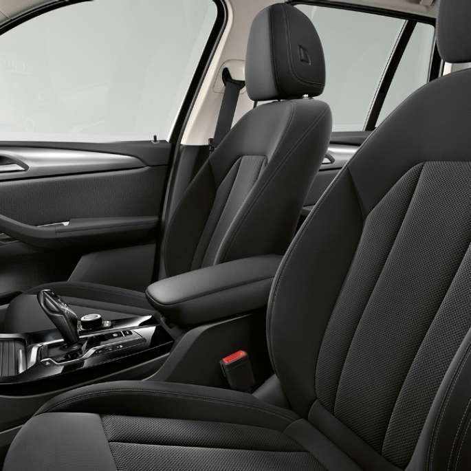 BMW X3, базовая модель, сиденья